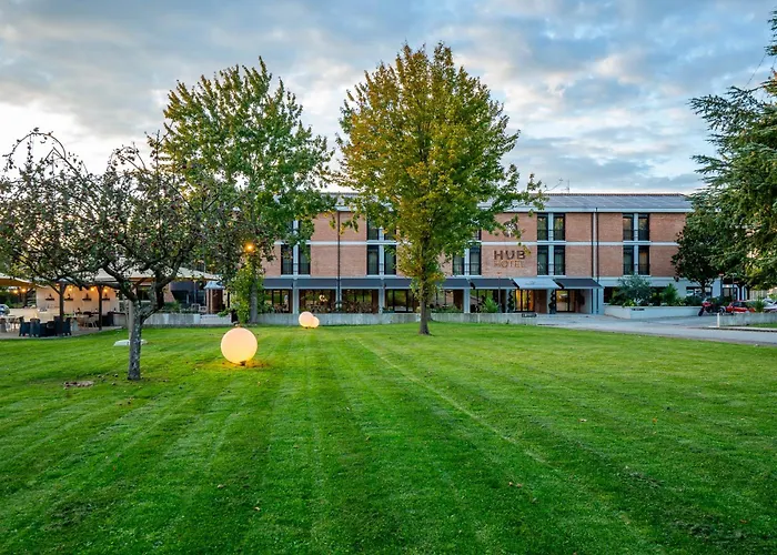 Hub Hotel